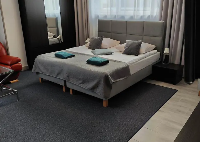 בית אירוח Eleven *