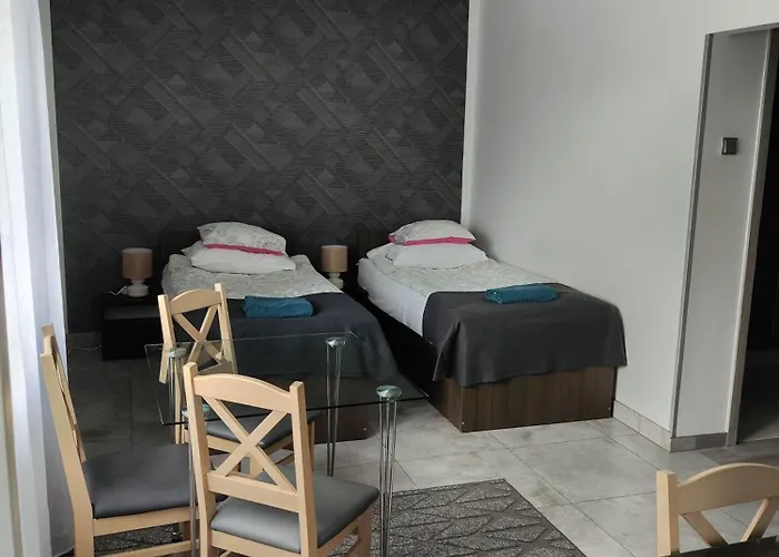 בית אירוח Eleven *