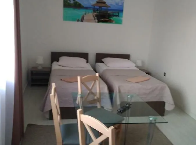 בית אירוח Eleven