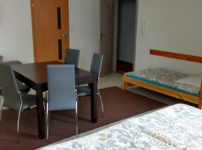 Eleven בית אירוח גדינייה