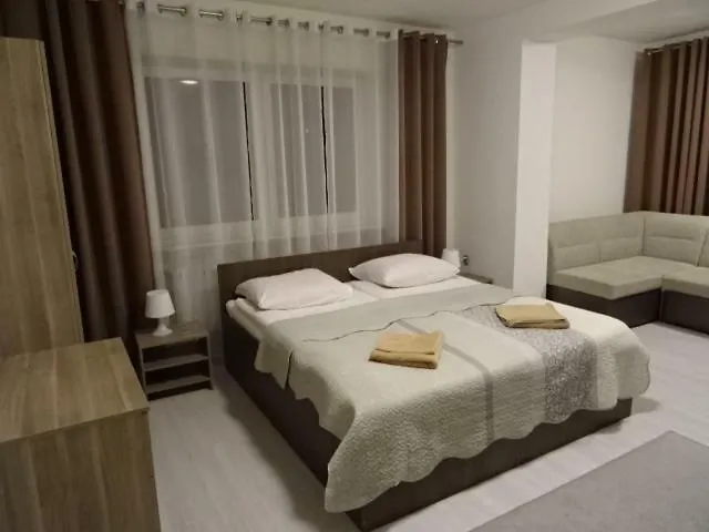 בית אירוח Eleven *