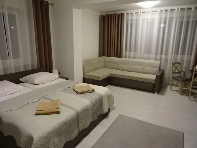 Eleven בית אירוח