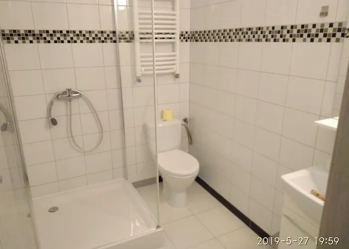 Eleven בית אירוח