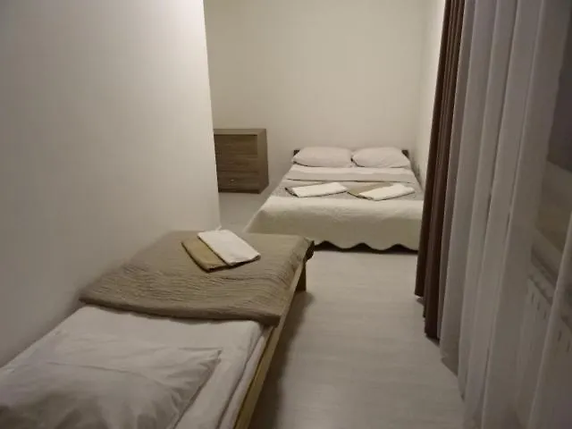 Eleven * גדינייה