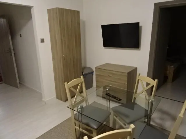 Eleven * גדינייה